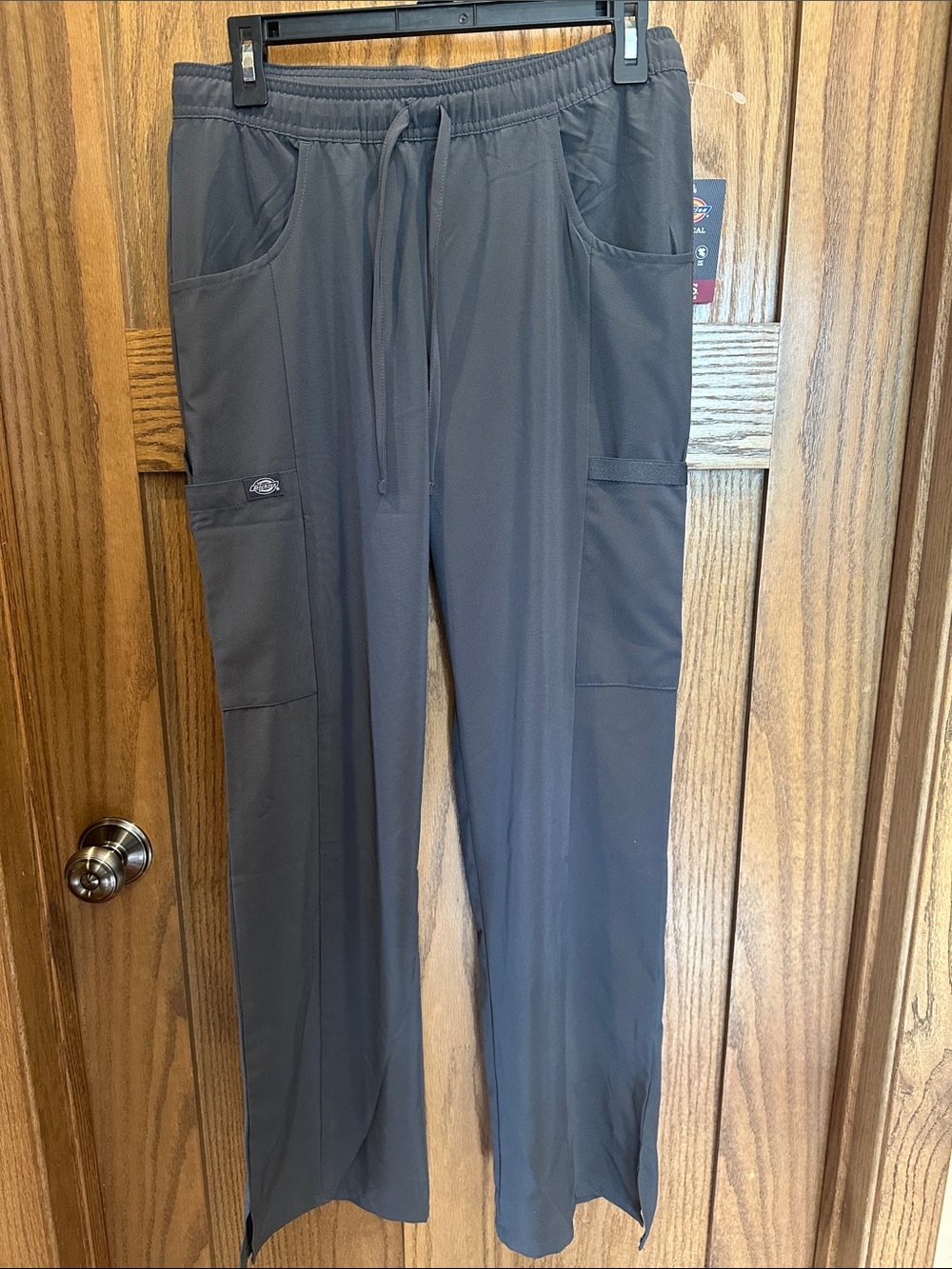 Women’s charcoal Gray Cargo Scrub Pants with Drawstring Waist NWT
